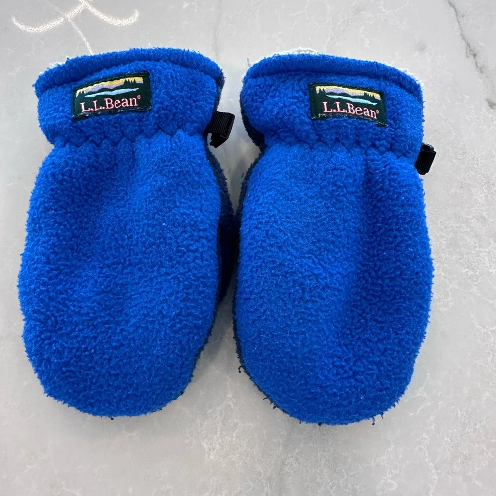 L.L. Bean TwoTone Blue Fleece and Faux Shearling Mittens for toddlers and kids